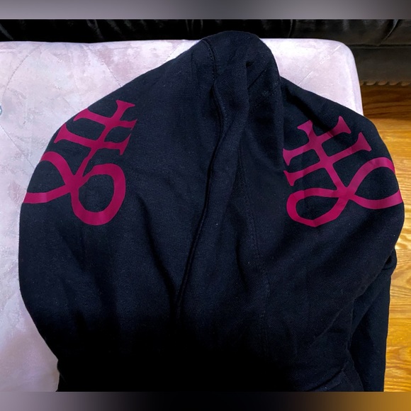 Unisex Black & Deep Red Baphomet Satanic Hoodie💀 Size XL - Picture 12 of 15